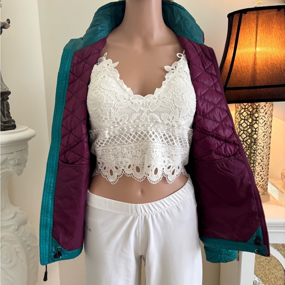 The North Face Women's Teal Quilted Puffer Jacket - Picture 8 of 12
